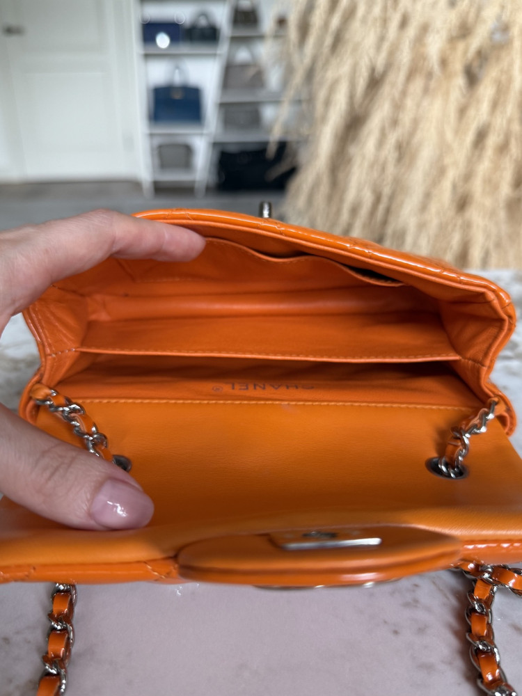 Сумка Chanel Classic Extra Mini