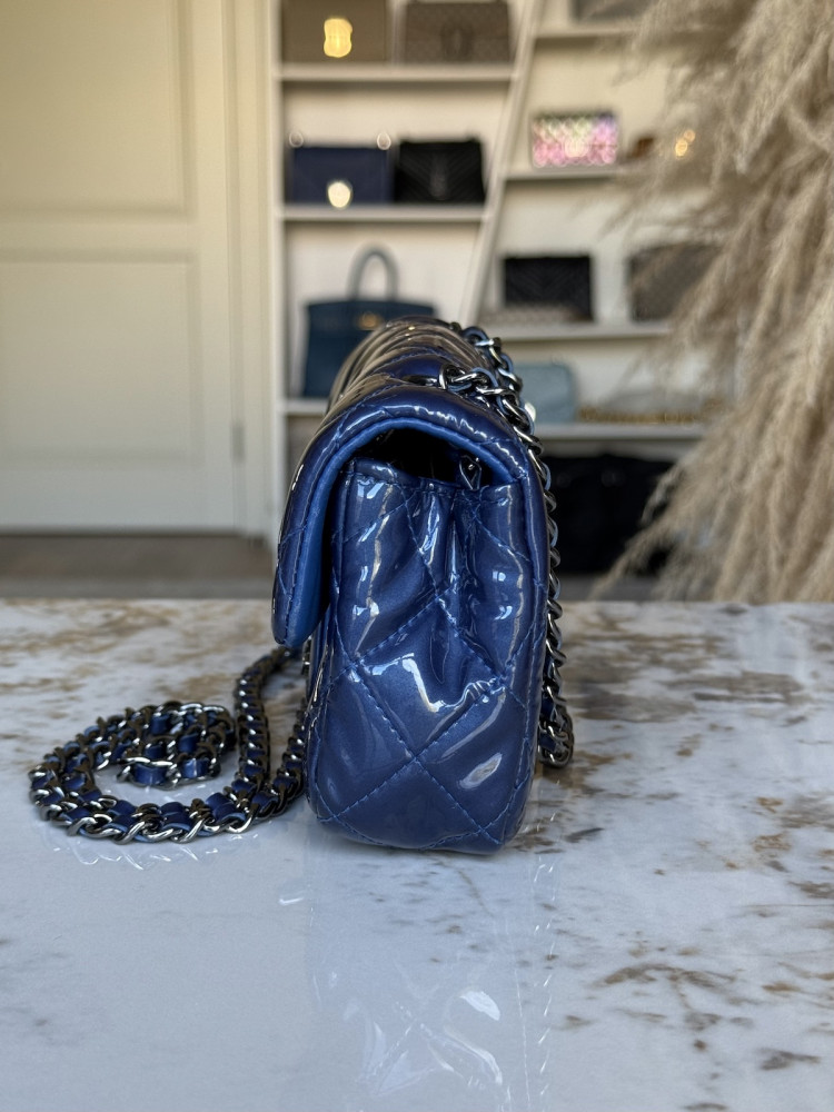 Сумка Chanel Classic Extra Mini