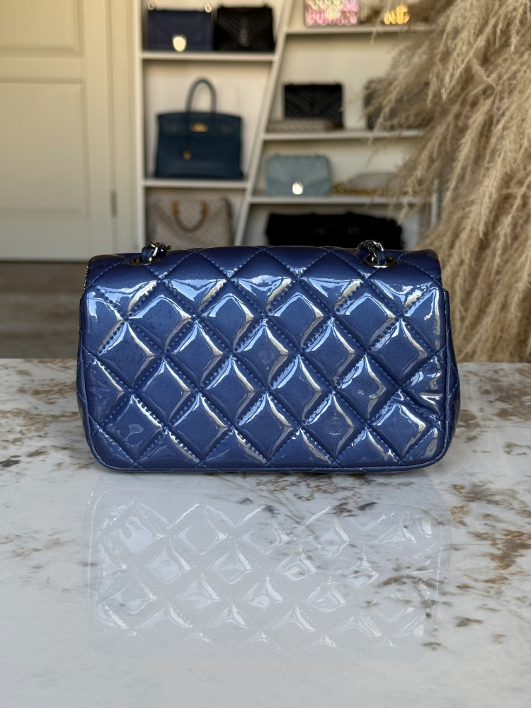 Сумка Chanel Classic Extra Mini