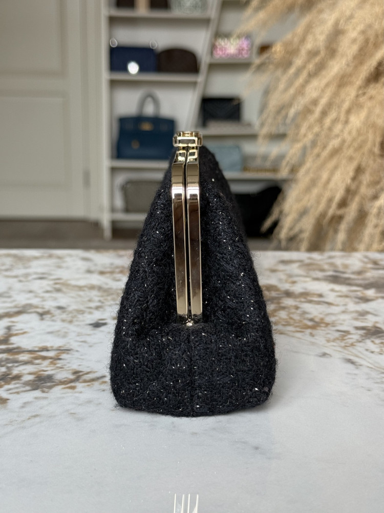 Клатч Chanel из твида