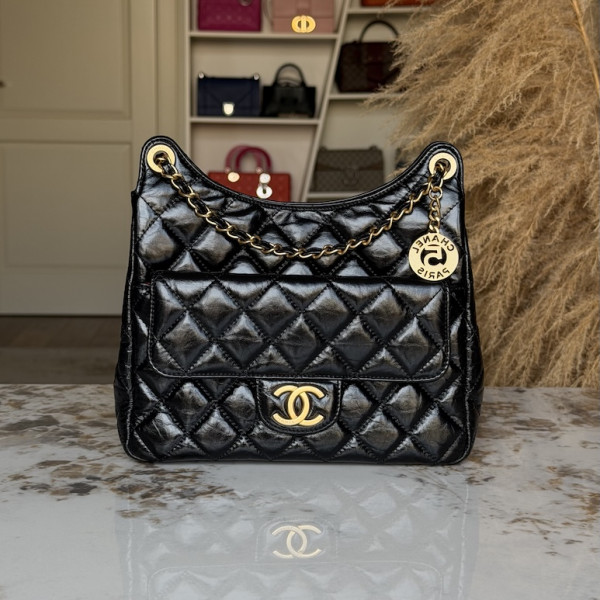 Сумка Chanel Wavy CC