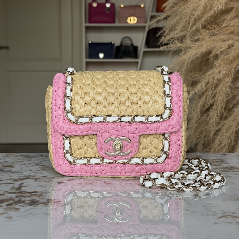 Сумка Chanel Raffia Mini Flap